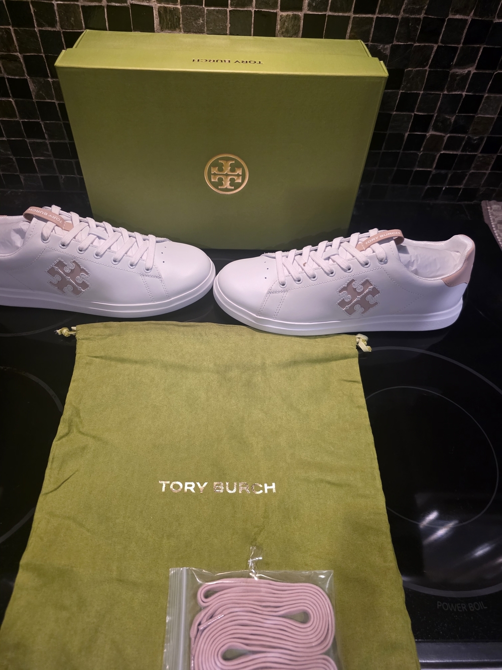 Tory Burch Howell Court White Sneakers with Blush Pink - Picture 4 of 6